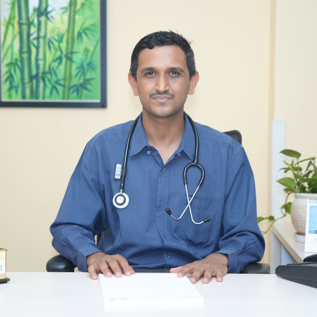 Dr. Chirag L U